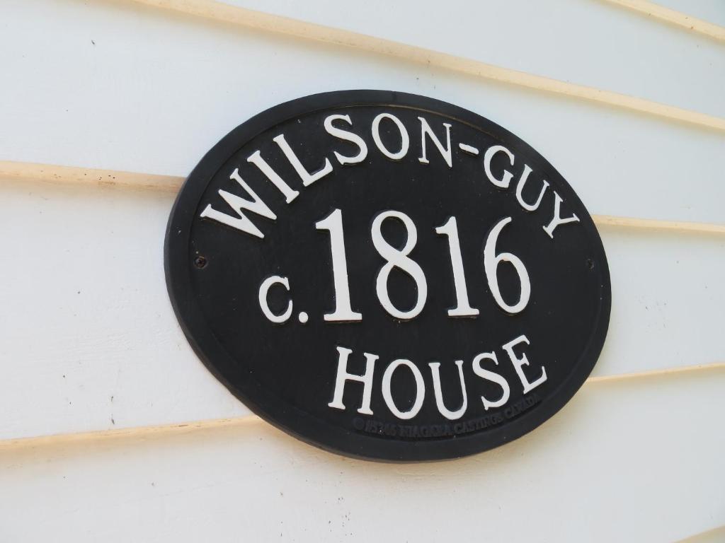 Bed and Breakfast Historic Wilson-Guy House Niagara-on-the-Lake Exterior foto